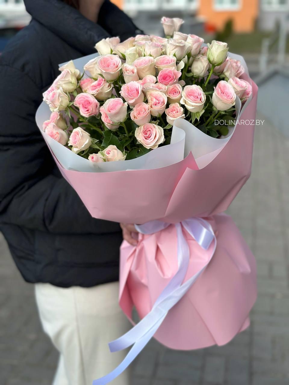 Букет кустовых роз «Милота»