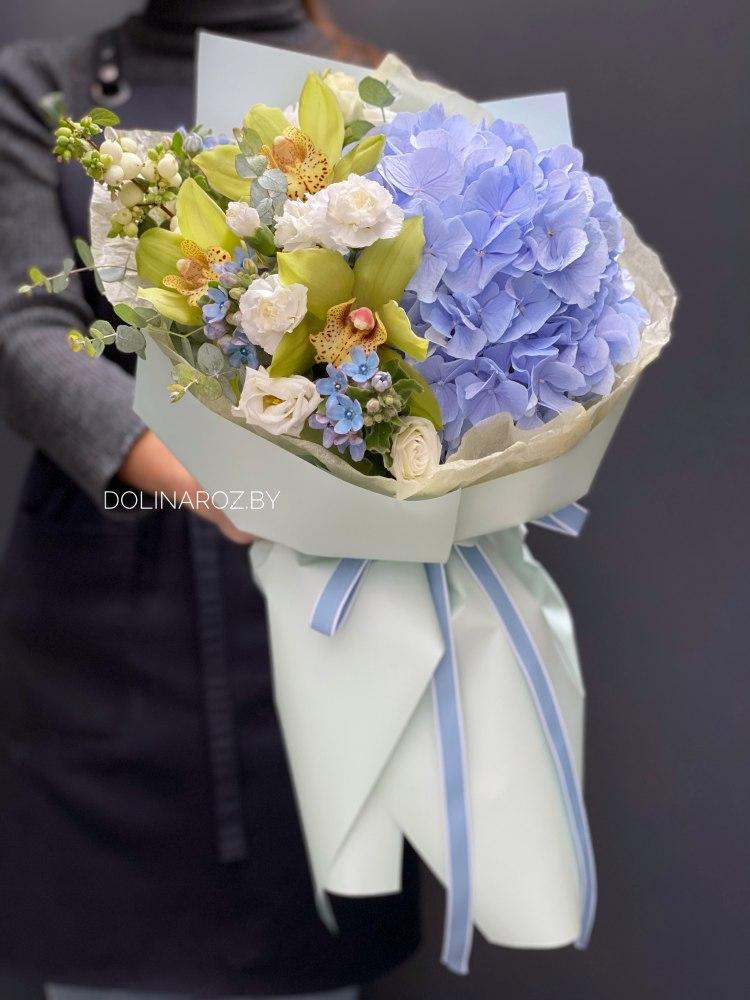 Composite bouquet "Happiness is in your hands"