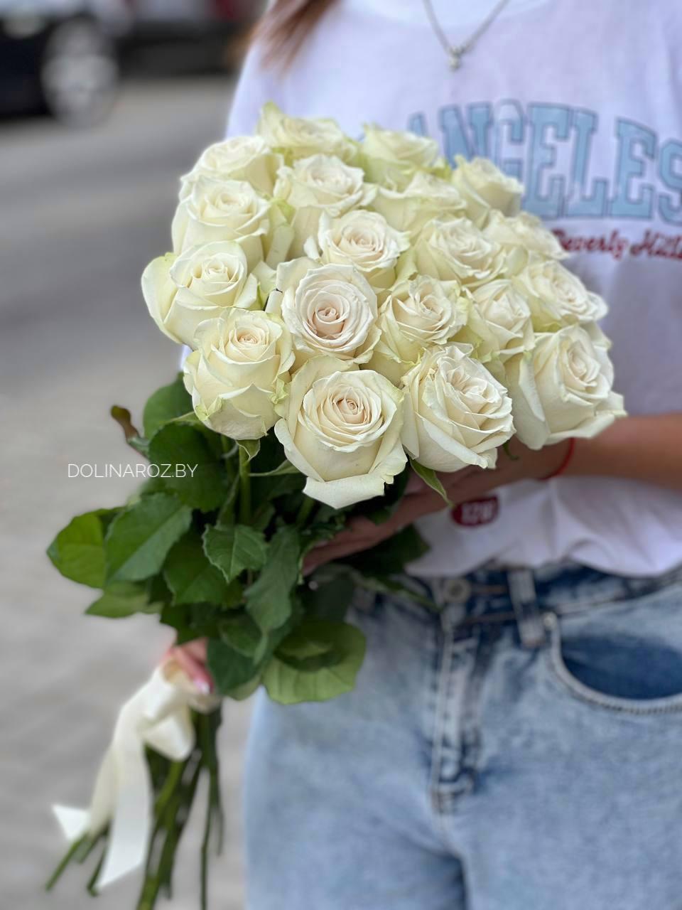 Bouquet of roses "White nights"