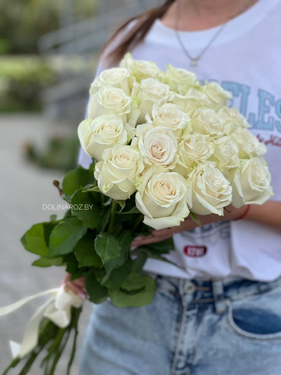 Bouquet of roses "White nights"