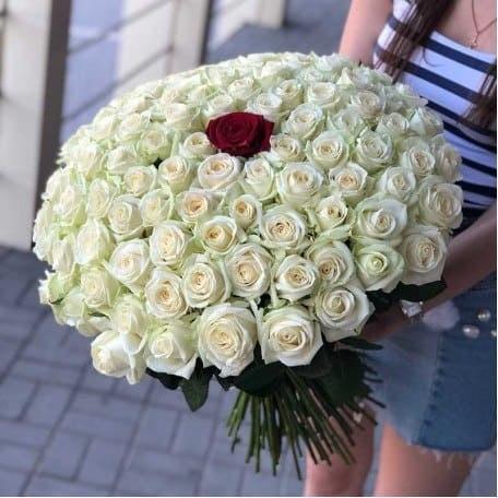 Bouquet of roses "The One"