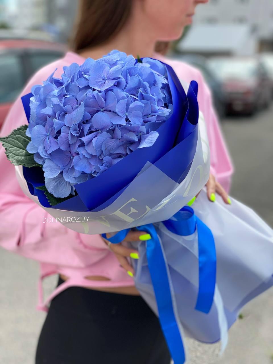 Bouquet of hydrangea "Dali"