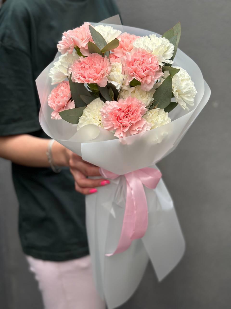 Bouquet of dianthus "Ricky"