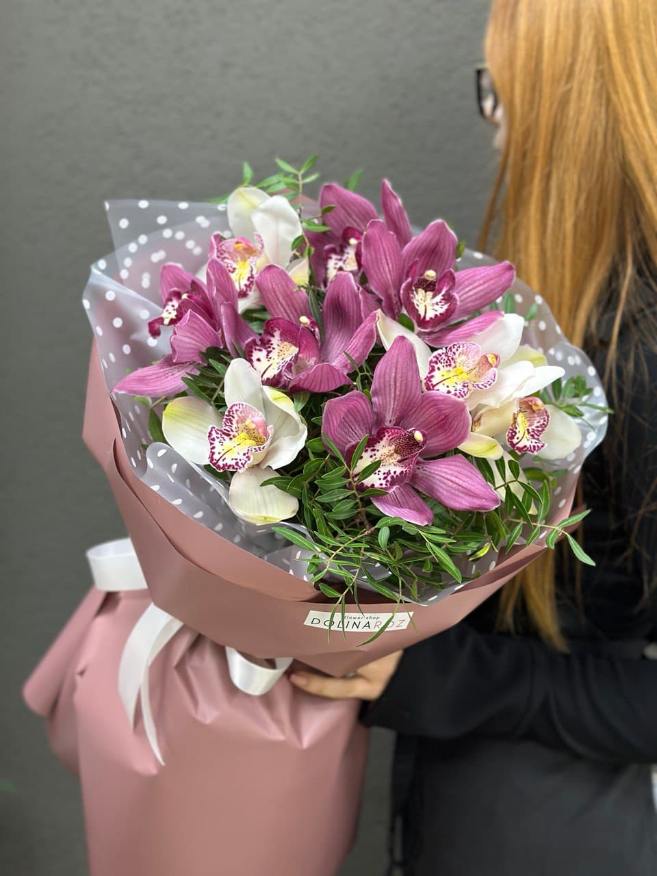 Букет орхидей "Бело-розовый"