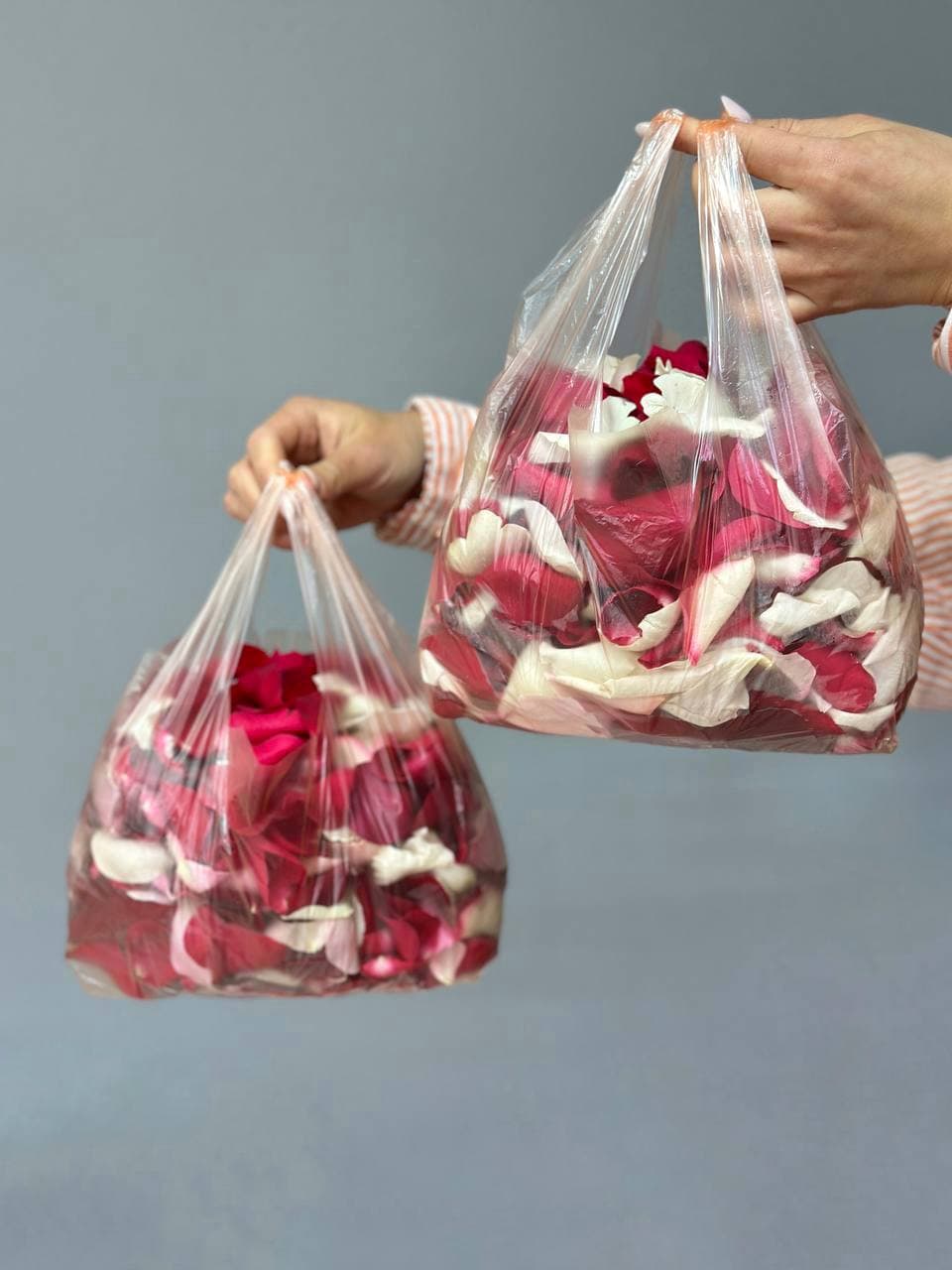 Rose petals mix