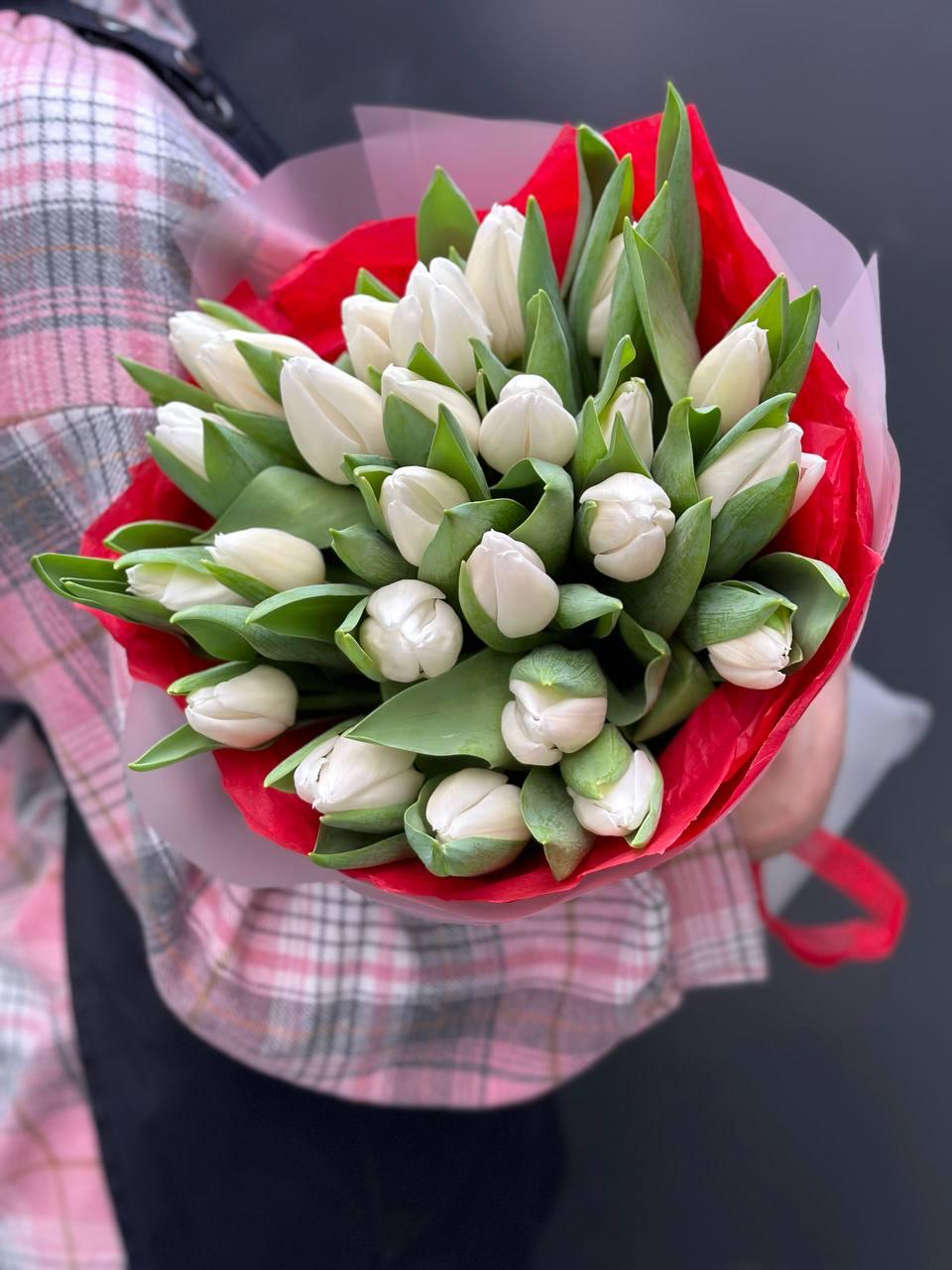 Букет тюльпанов "Белые 25"