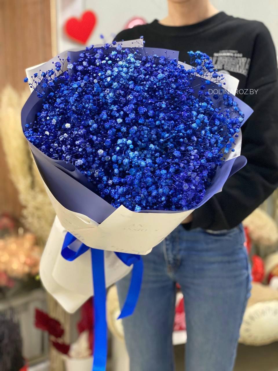 Bouquet of gypsophila "Blue ice cream"