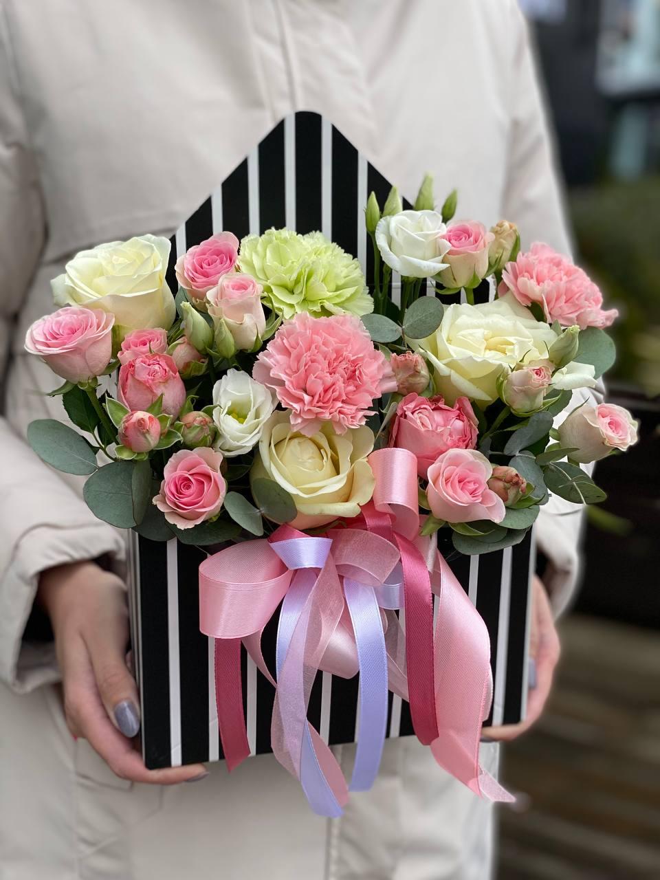 Handbag with flowers No. 1