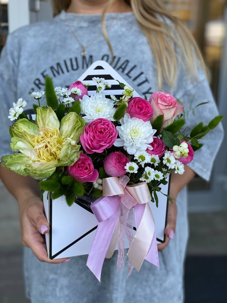 Handbag with flowers No. 1