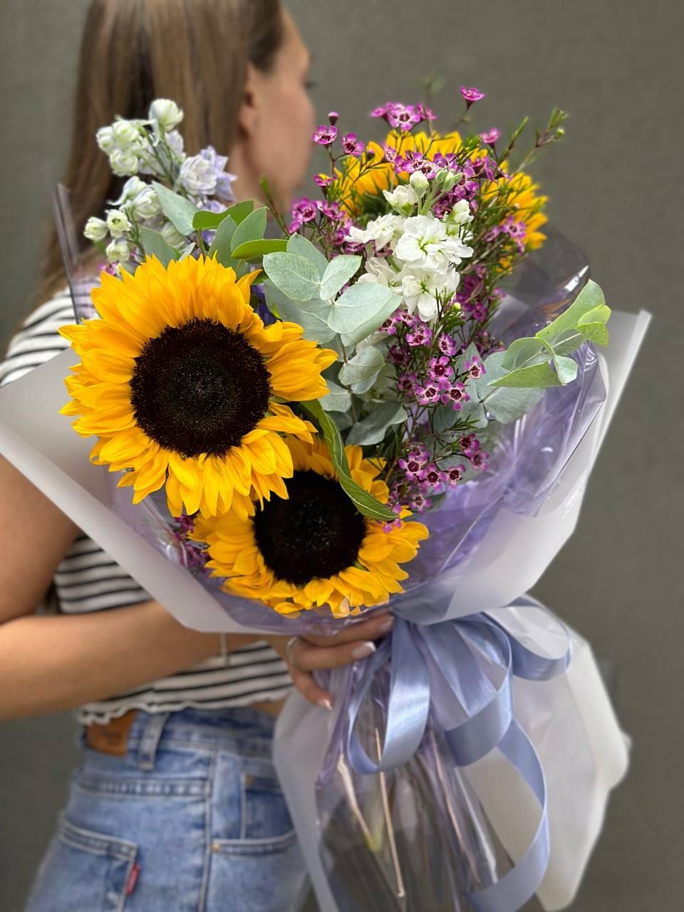 Composite bouquet "Pleasant meeting"