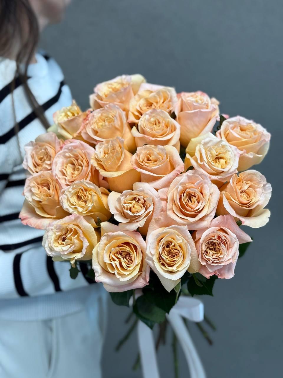 Bouquet of roses "Surprise"