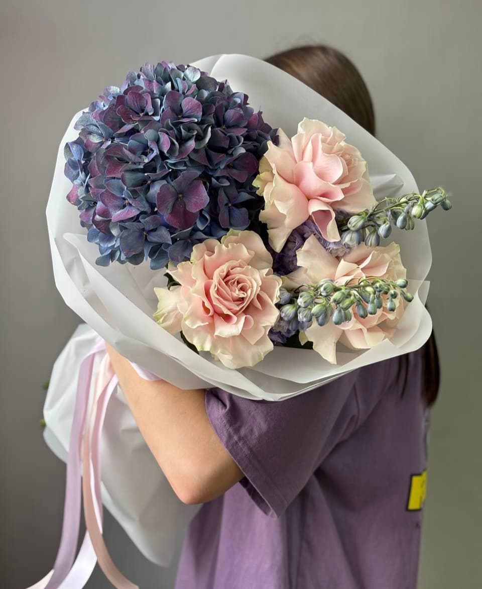 Autumn bouquet "Tender Cosmos"