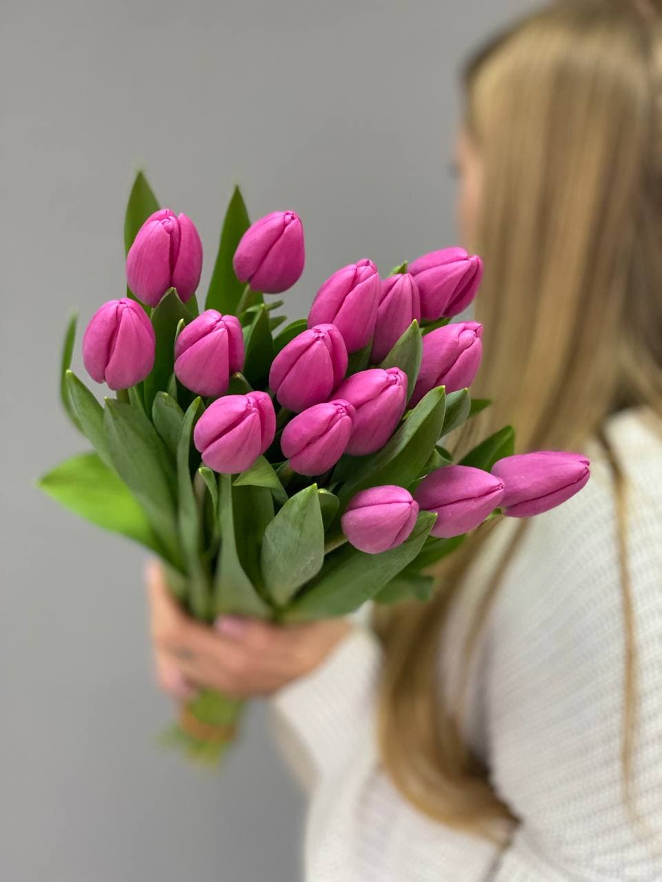 Тюльпан розовый