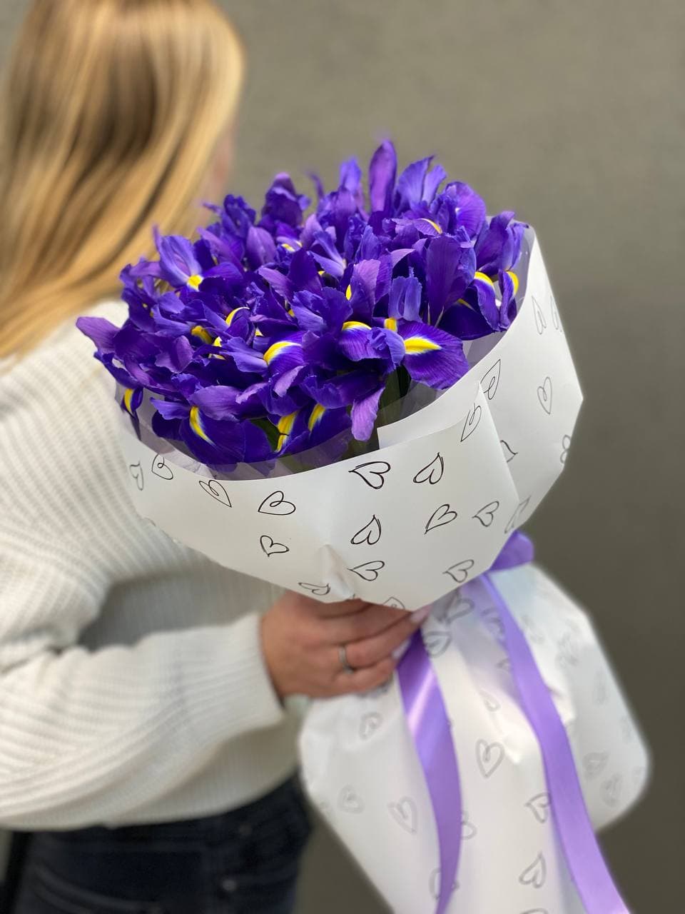 Букет ирисов "19 синих"
