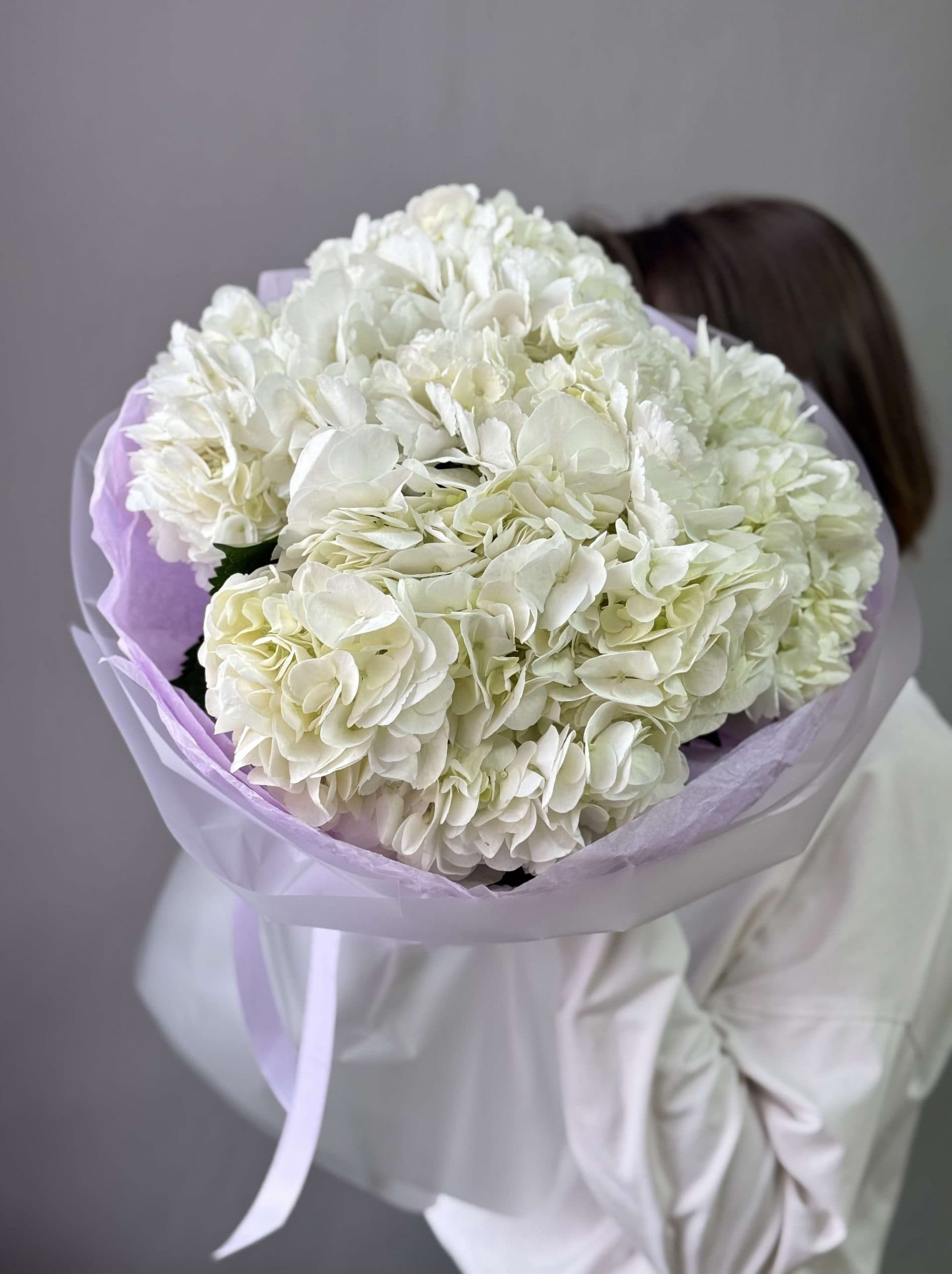 Букет гортензий "5 белых Колумбия"