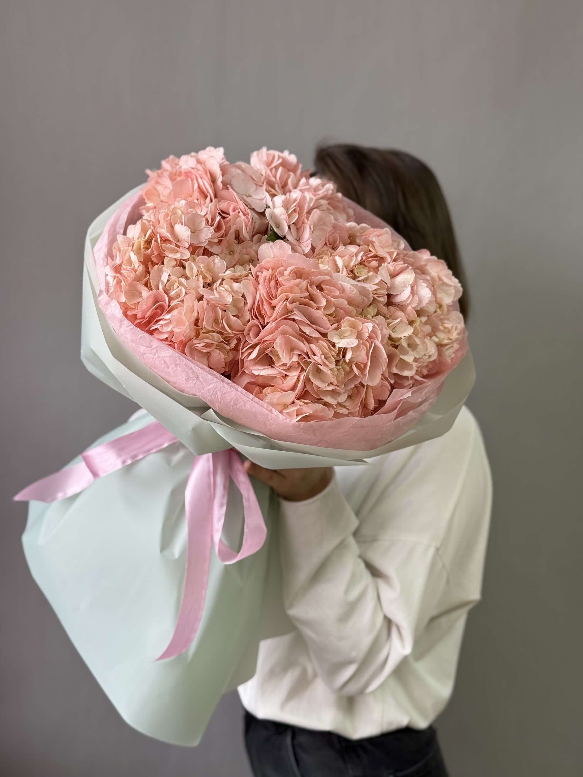 Букет гортензий "5 розовых Колумбия"