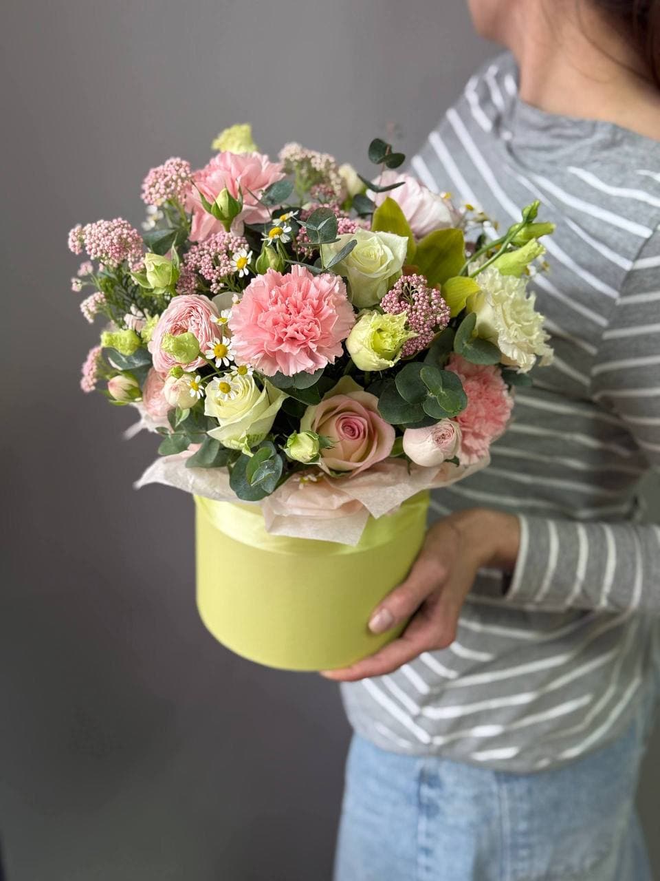 Цветочная композиция "Коробка №10"