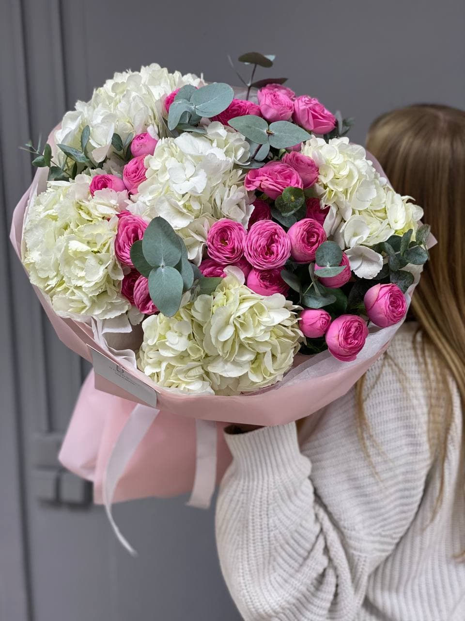 Составной букет "Жизель и белые гортензии"