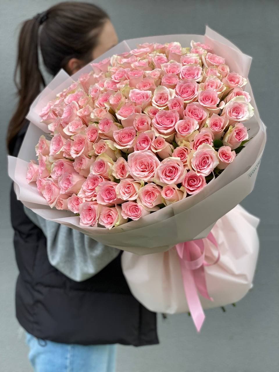 Букет роз "Фламинго 101"