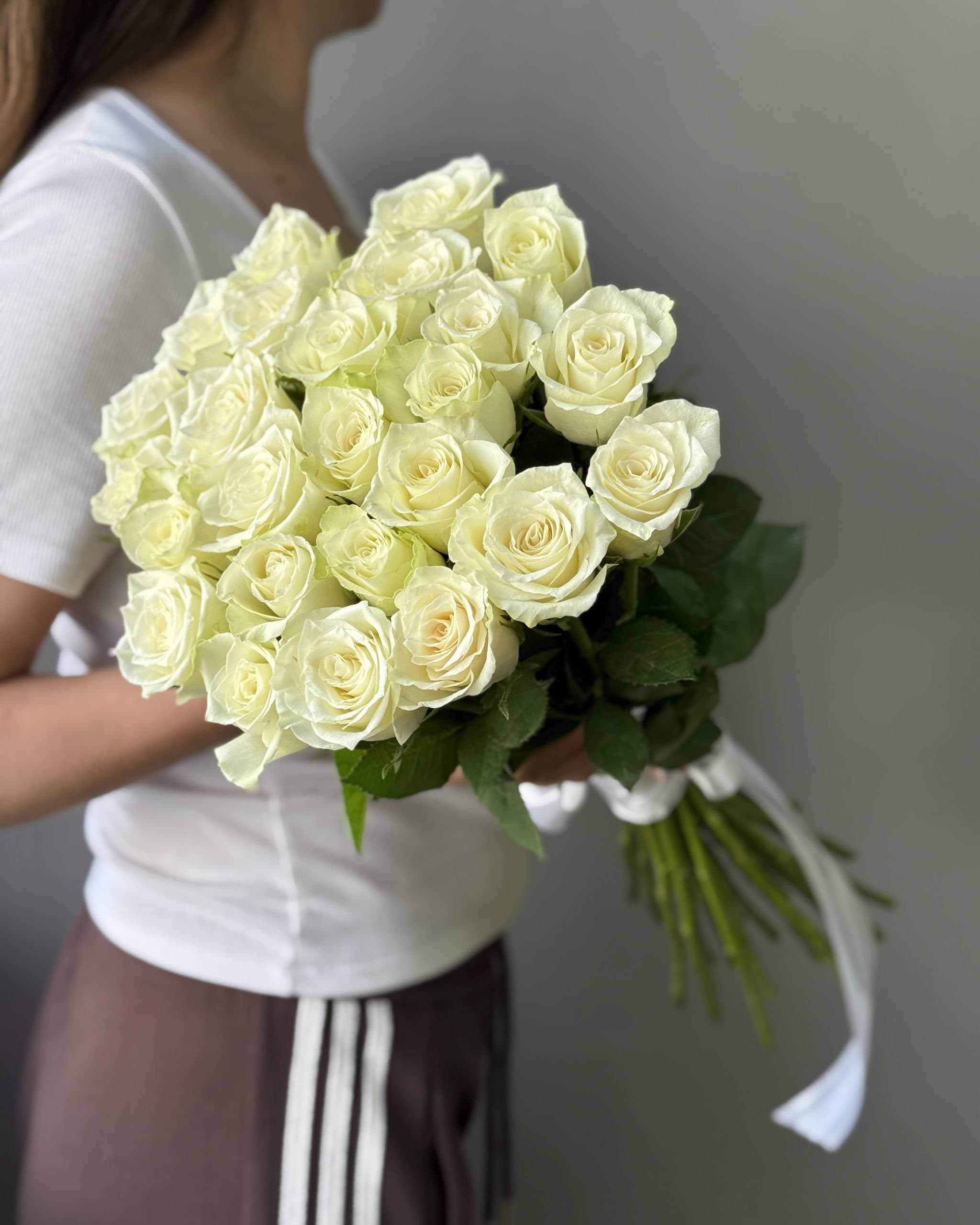 Букет роз "Атена 25"