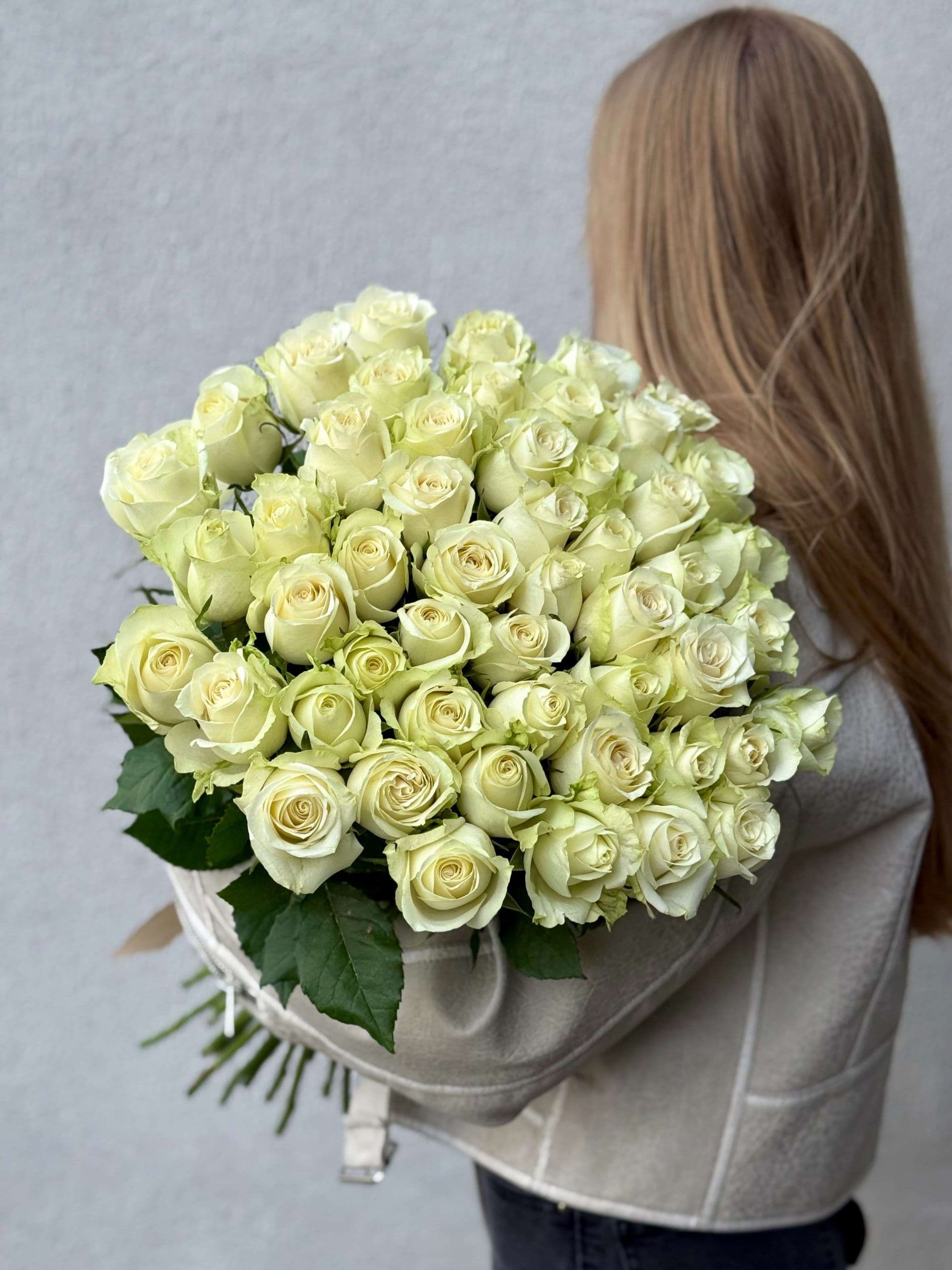 Bouquet of roses "Lush"