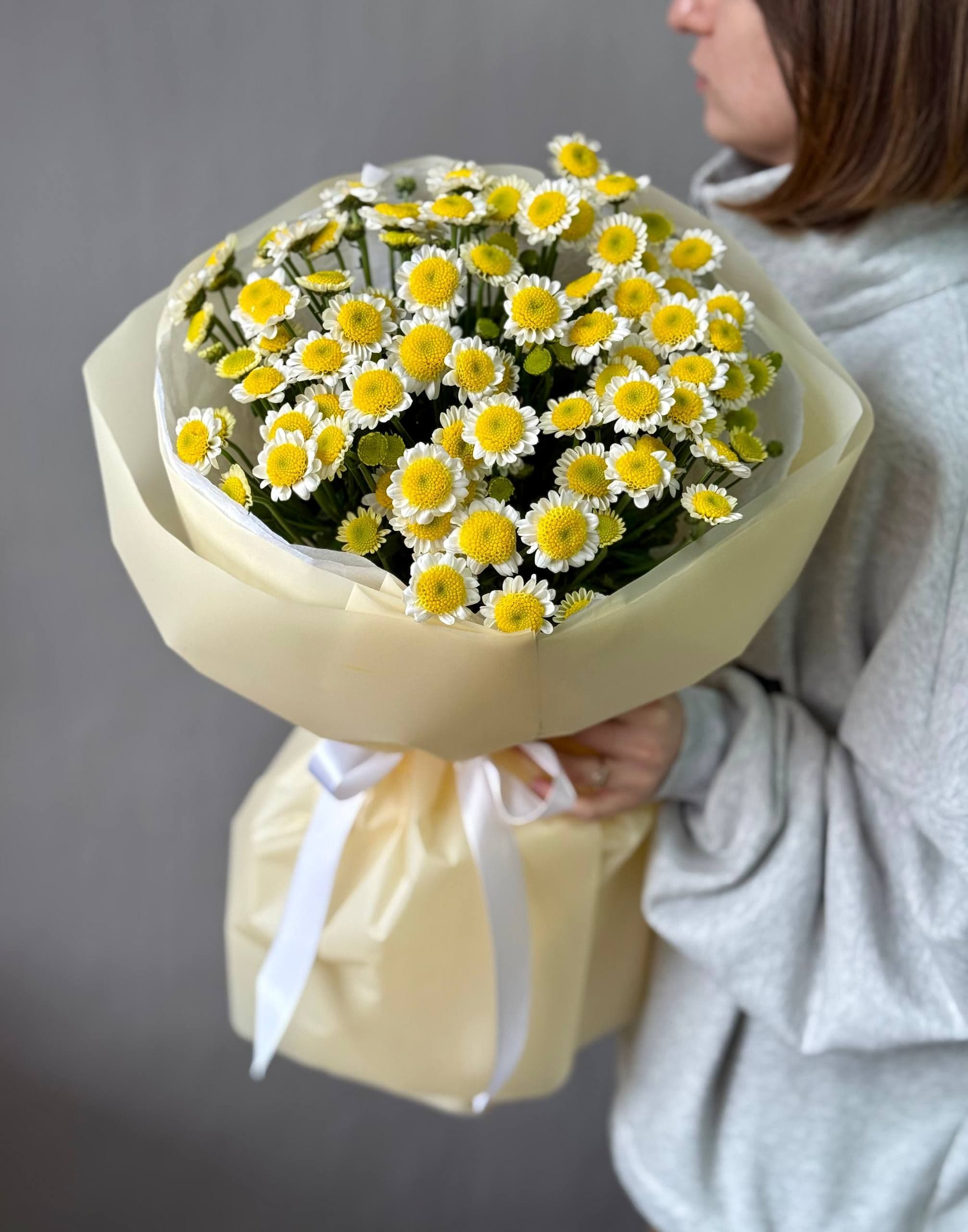 Chrysanthemum bouquet "Santini 9"