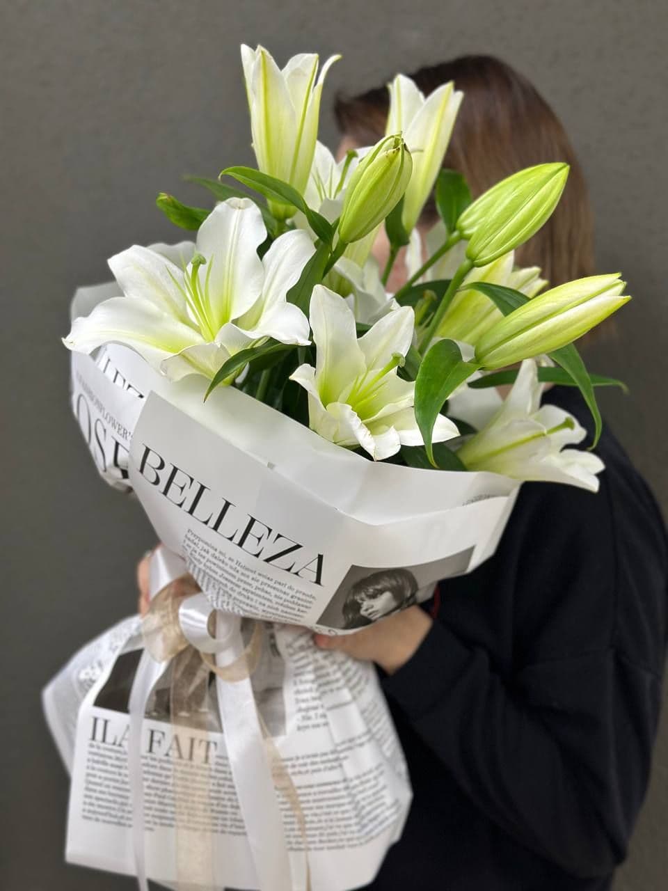 Bouquet of lilies "Fragrant wine"