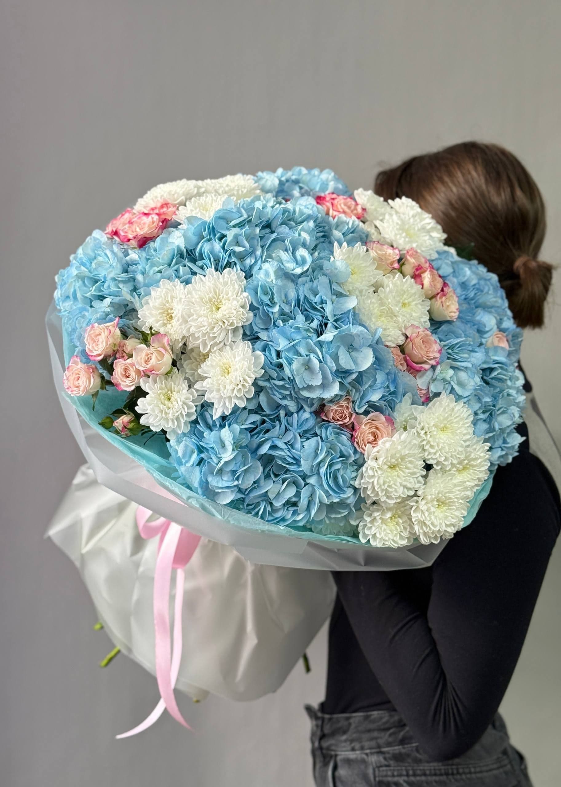 Composite bouquet "Reina"