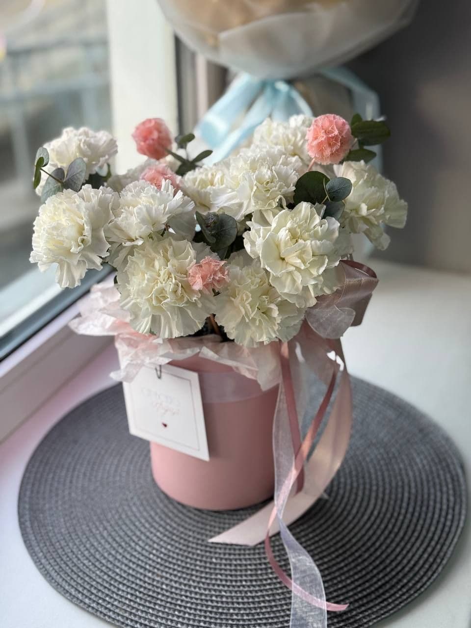 Box of White Scabiosa Carnations