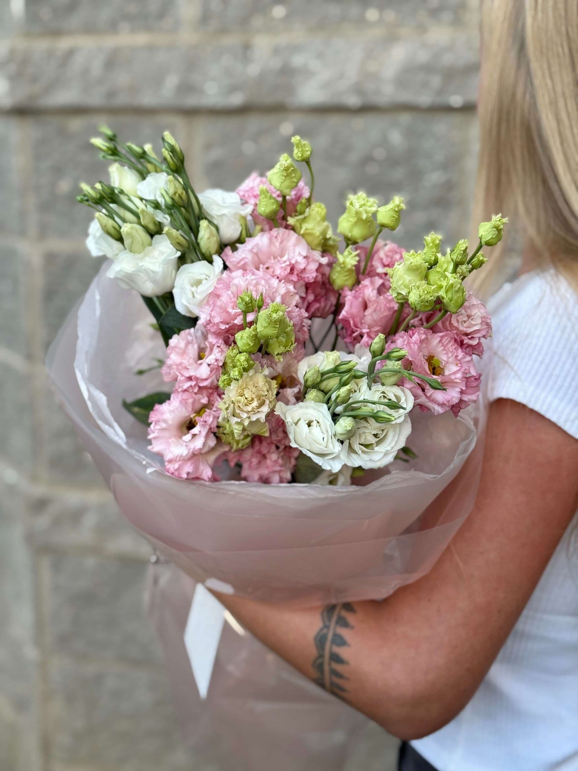 Bouquet of eustoma "Milada"