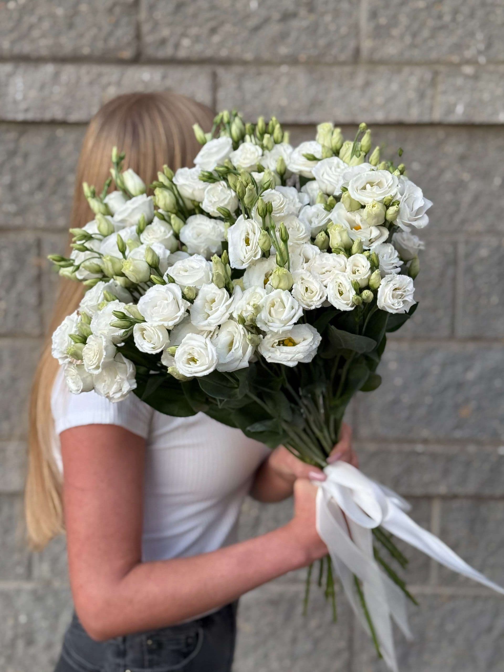 Bouquet of eustoma "Time to dream"