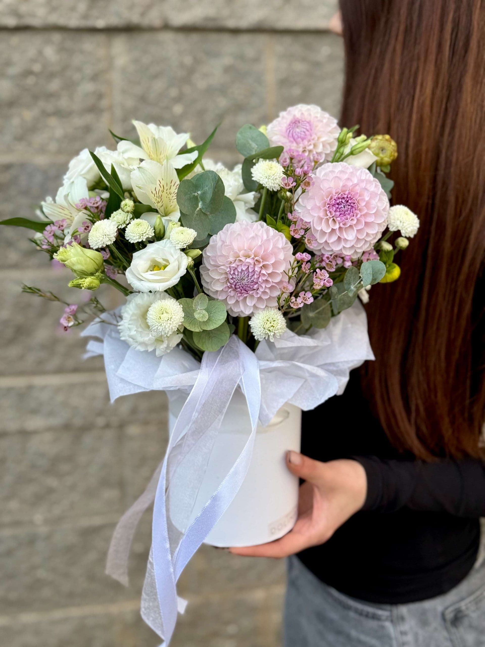 Flowers in a box "Elaine"