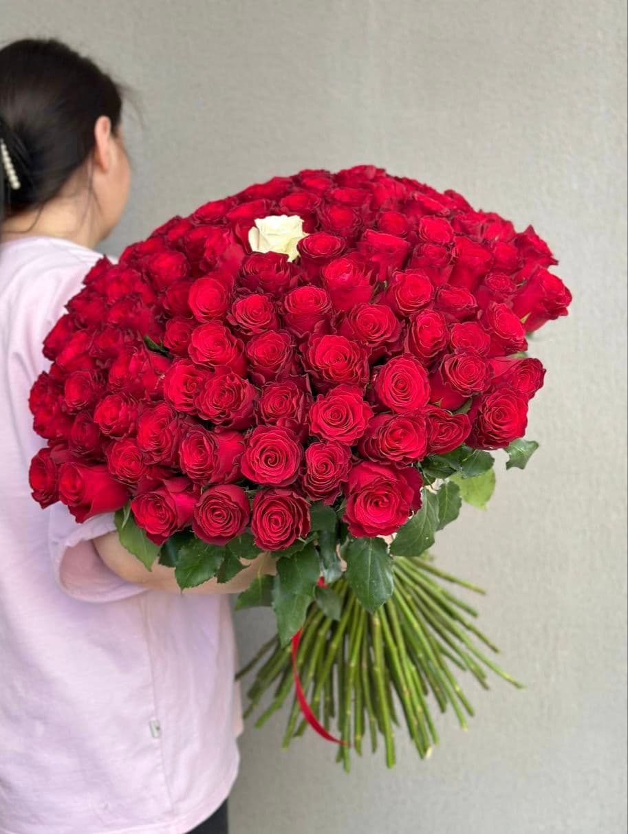 Bouquet of roses "For the only one"