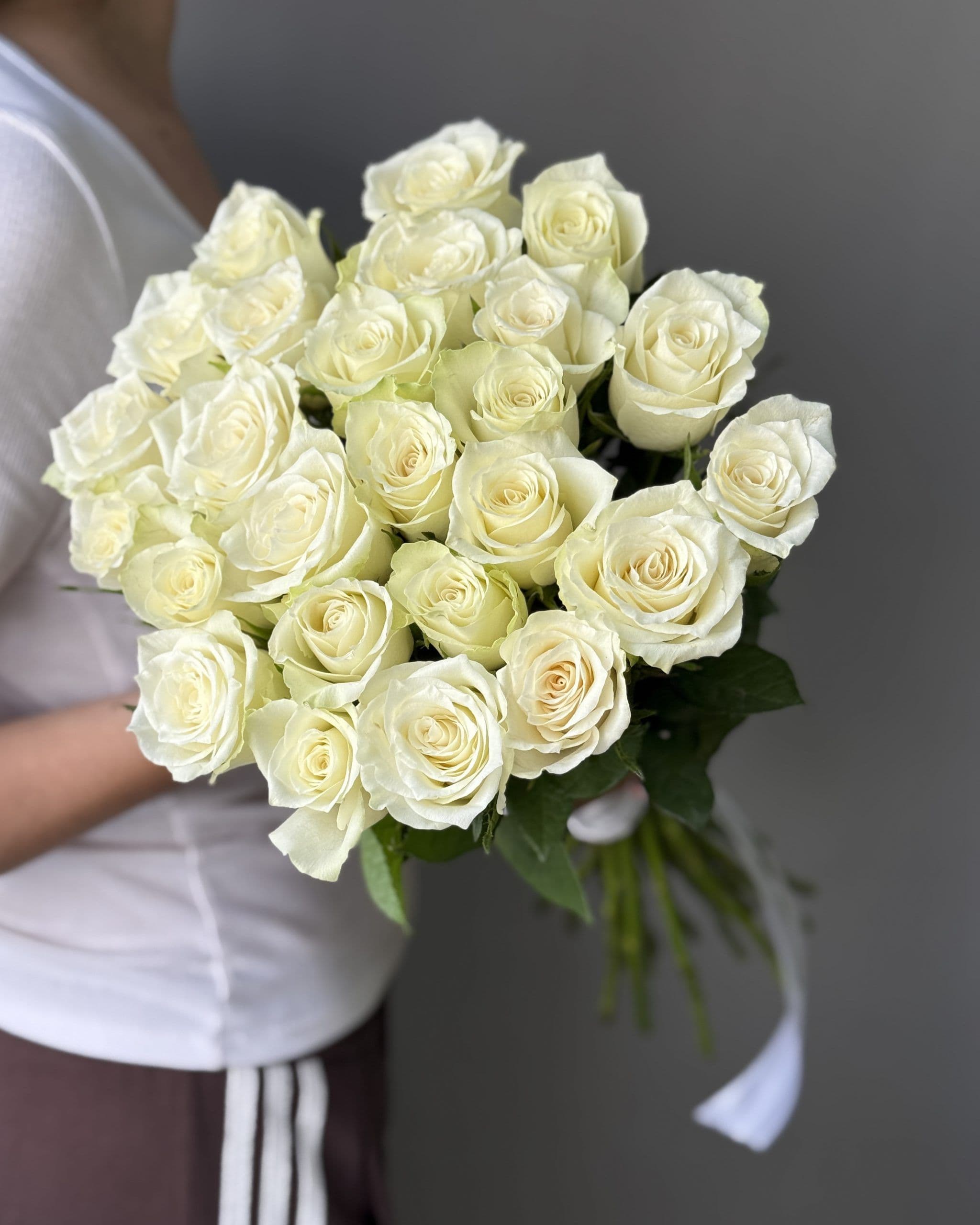 "Athena 25" Rose Bouquet