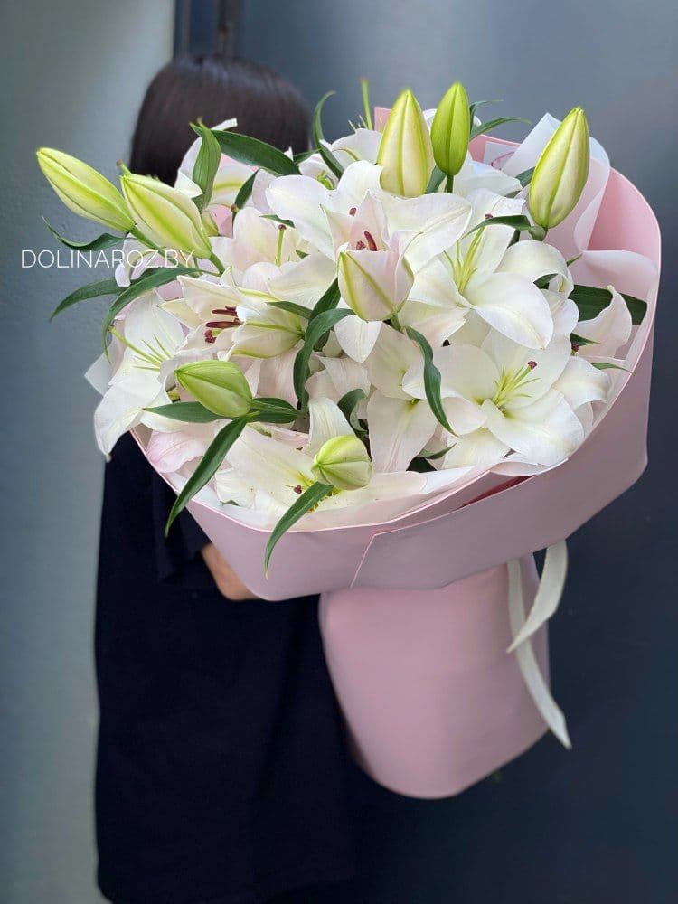 Bouquet of lilies "Fragrant wine"