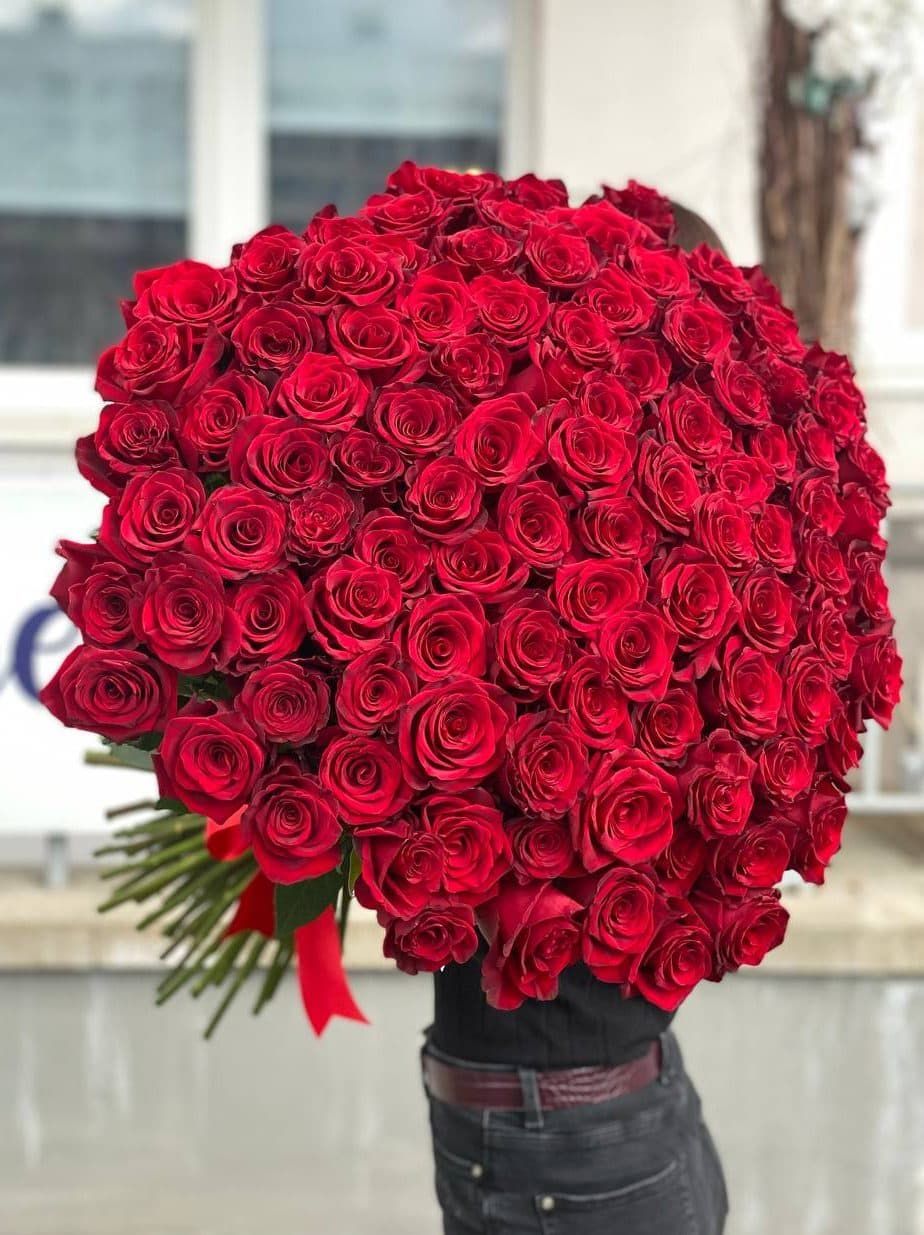 Букет роз "Эксплорер 101"