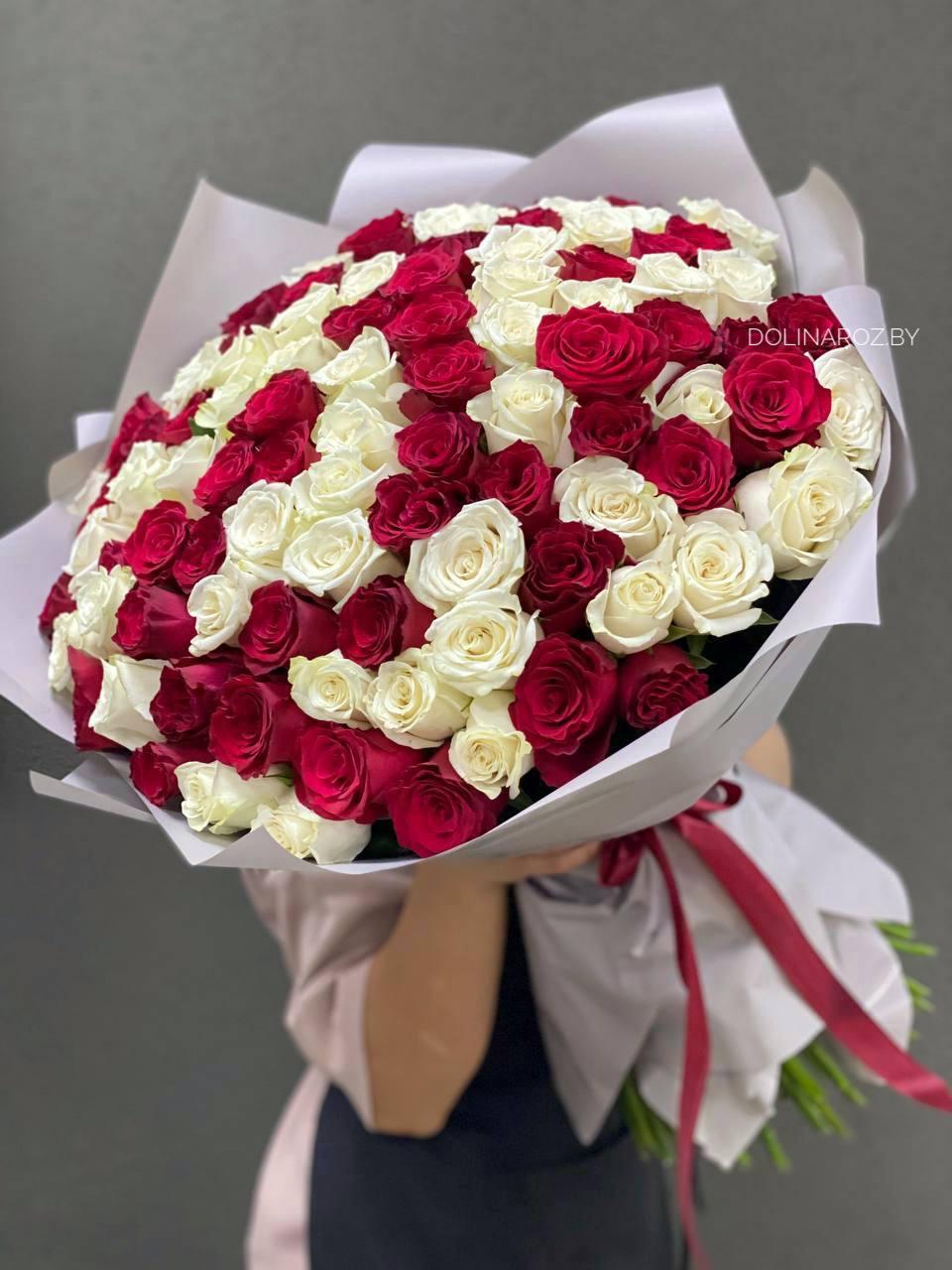 Bouquet of roses "Red and white mix"