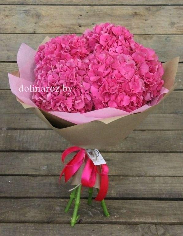 Bouquet of hydrangeas "Pink ice cream"