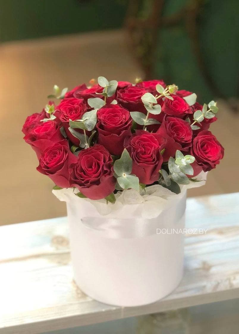 Розы в коробке "Родос 21"