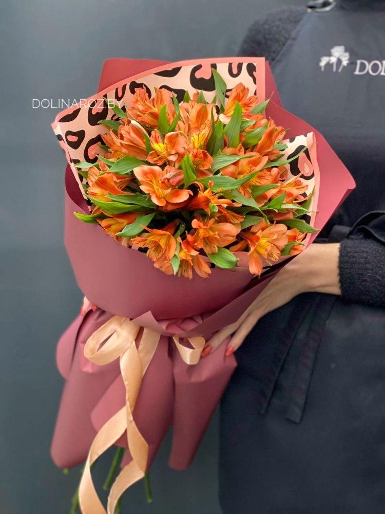 Bouquet of alstroemerias "Orange leopard"