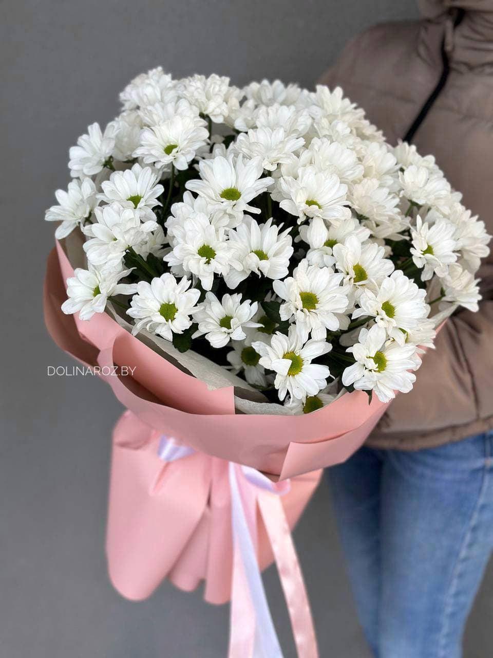 Bouquet of chrysanthemums "Samira"