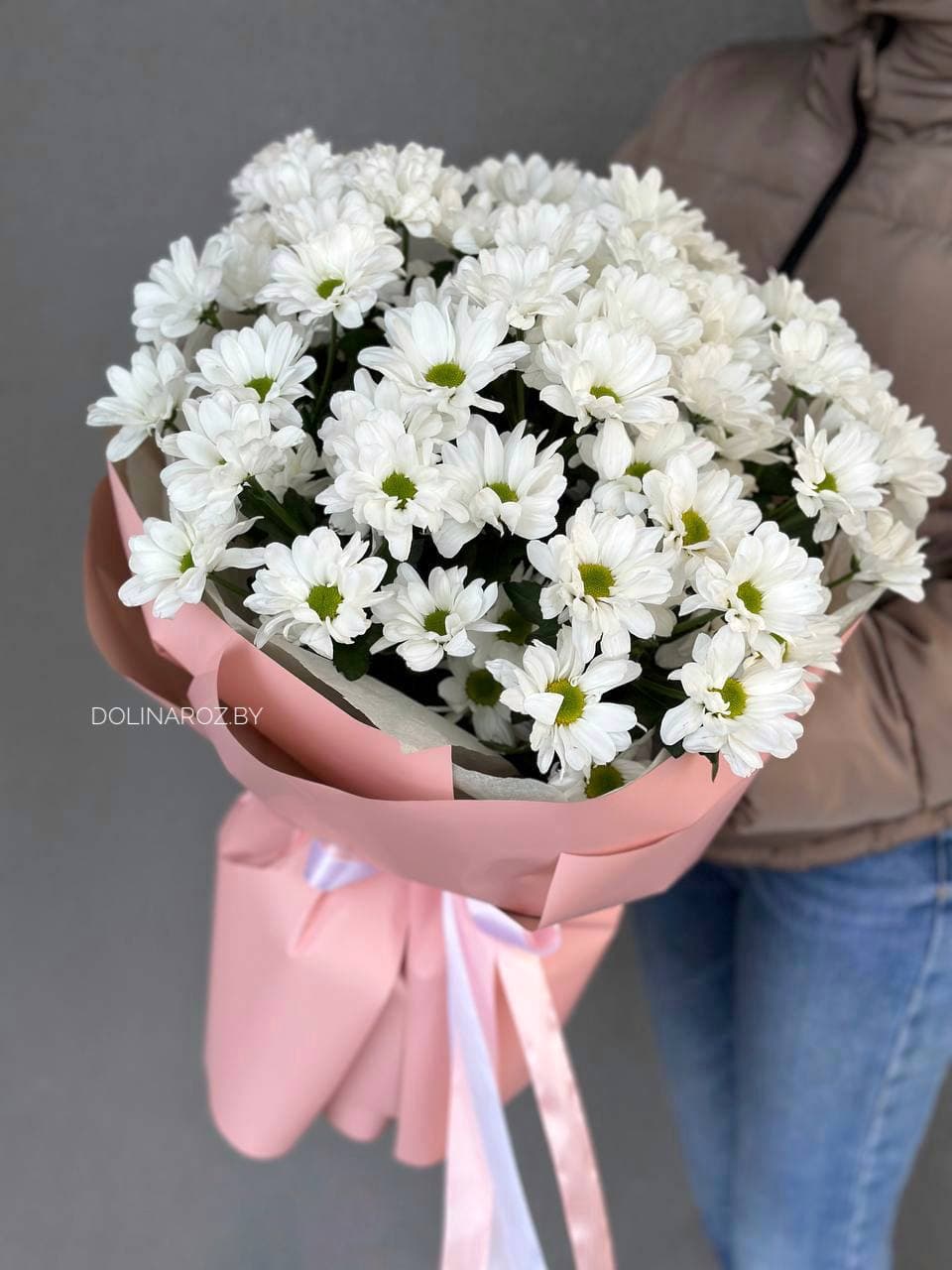 11 white daisies "Samira"