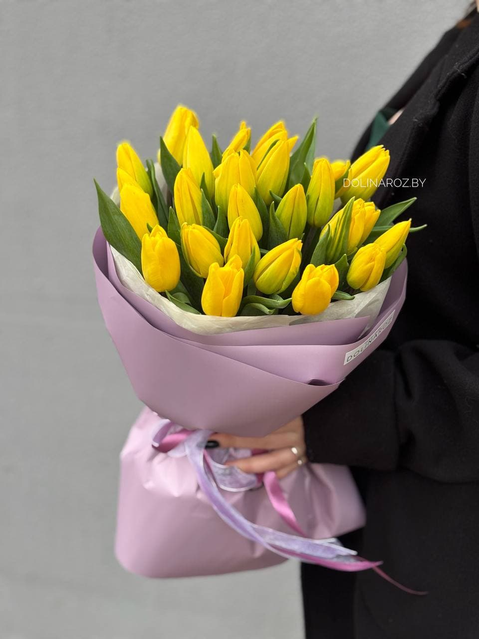 Букет тюльпанов «Весенние краски»