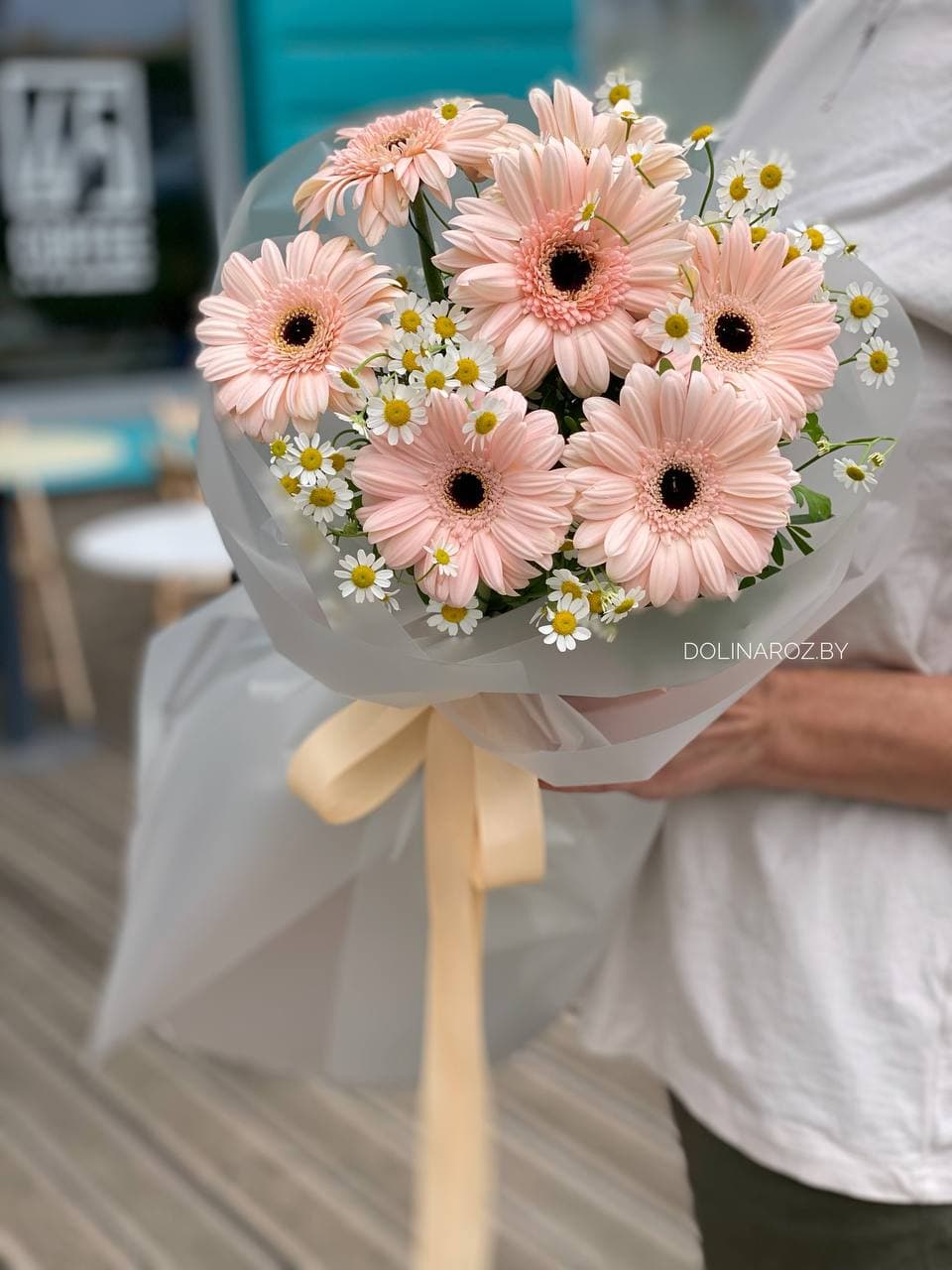 Bouquet of gerbera "Coquette"