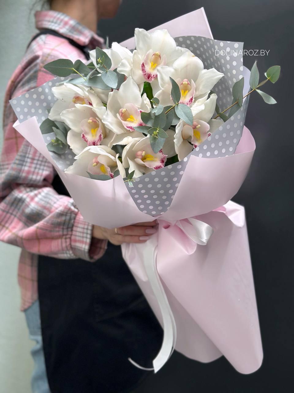 Букет орхидей "Белый"