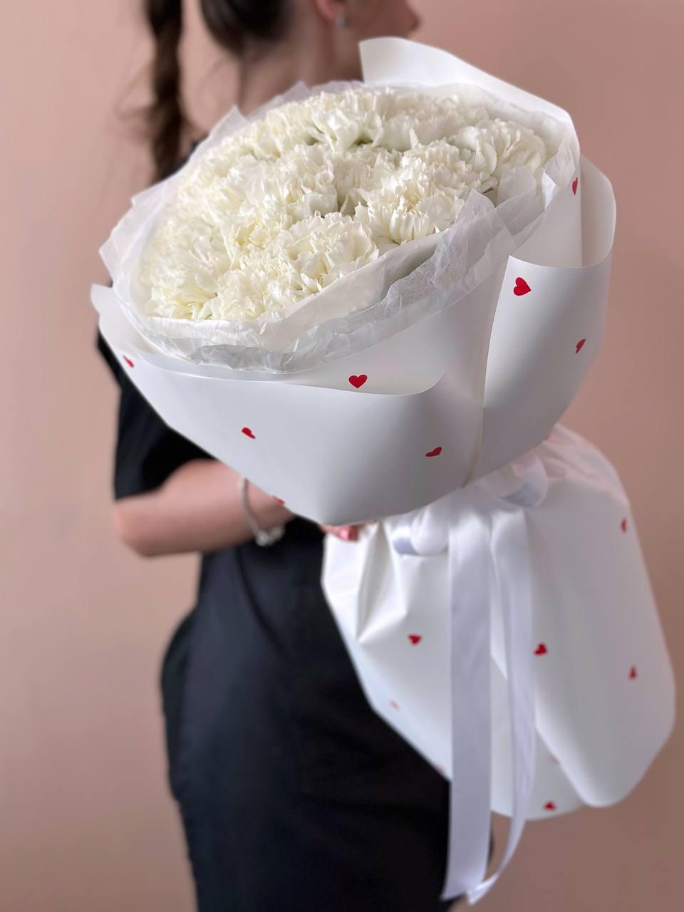 Bouquet of carnations "Hearts"