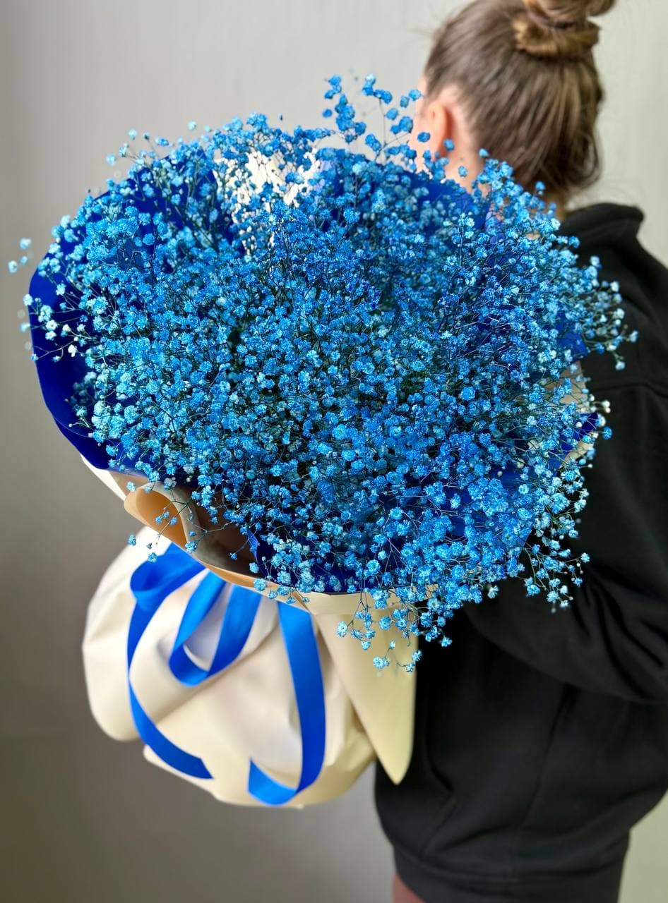 Bouquet of gypsophila "Blue ice cream"