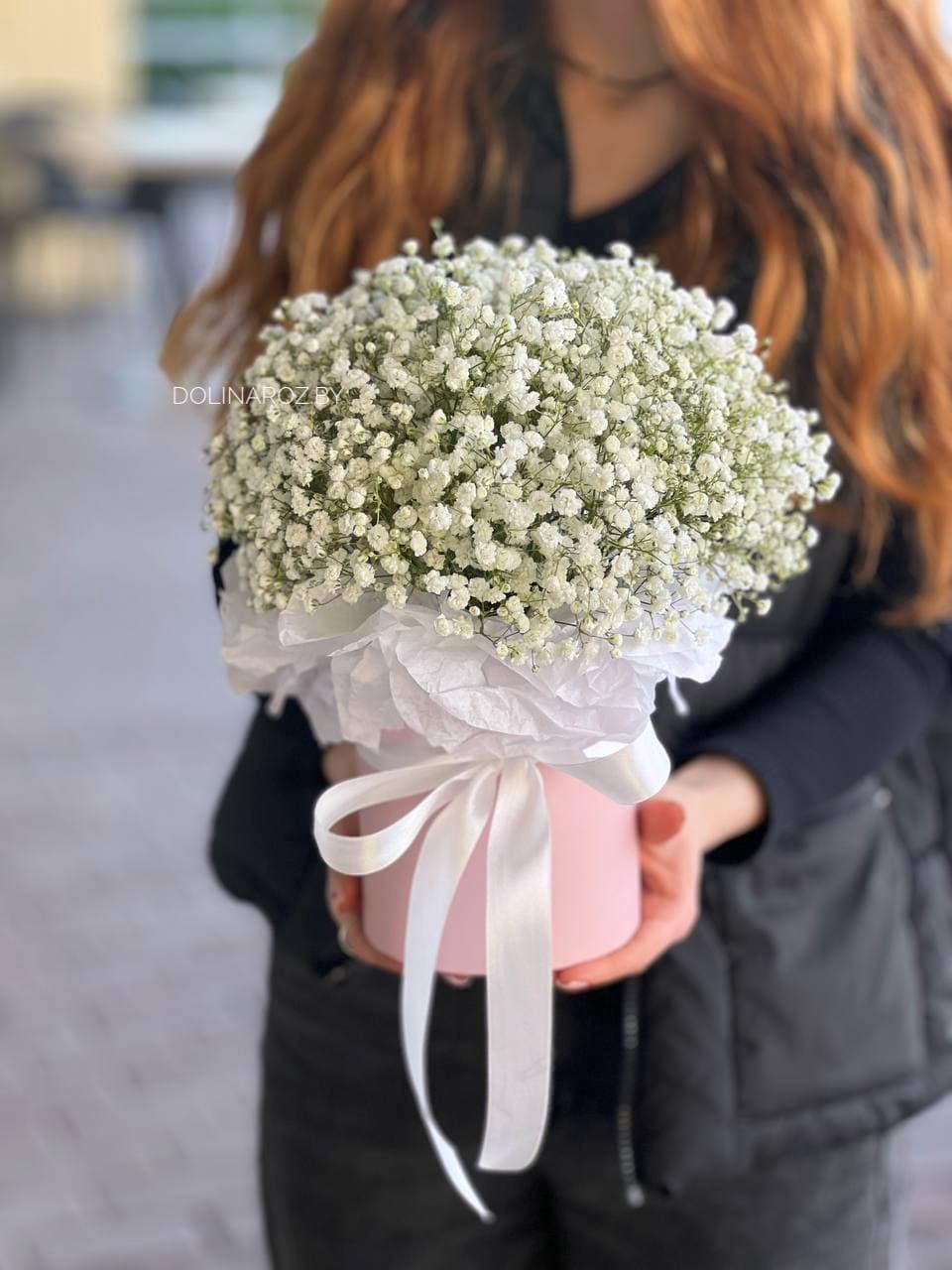 Коробка гипсофилы "Белая в розовом" + переноска