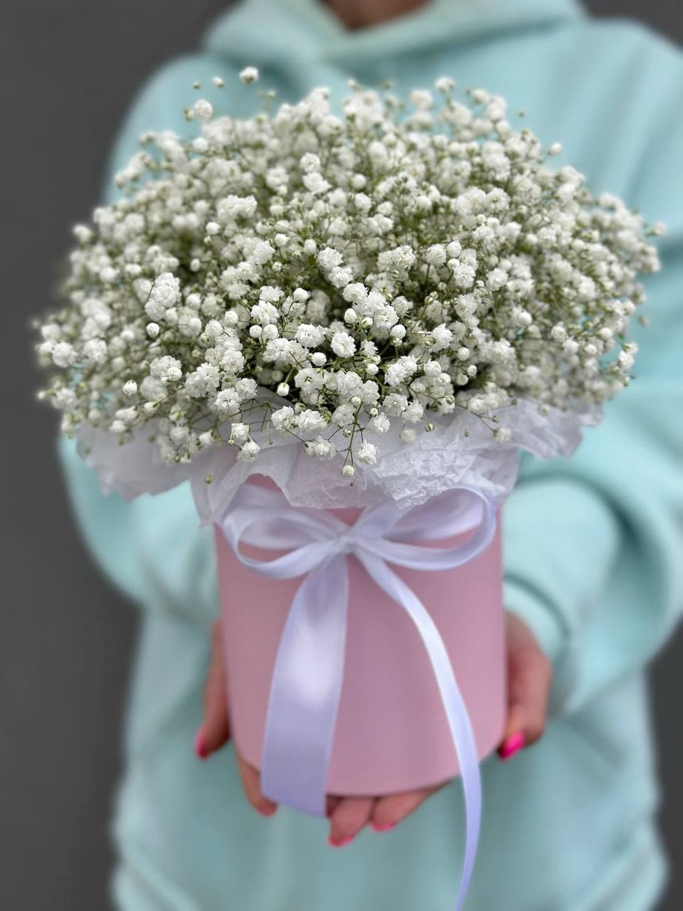 Коробка гипсофилы "Белая в розовом" + переноска