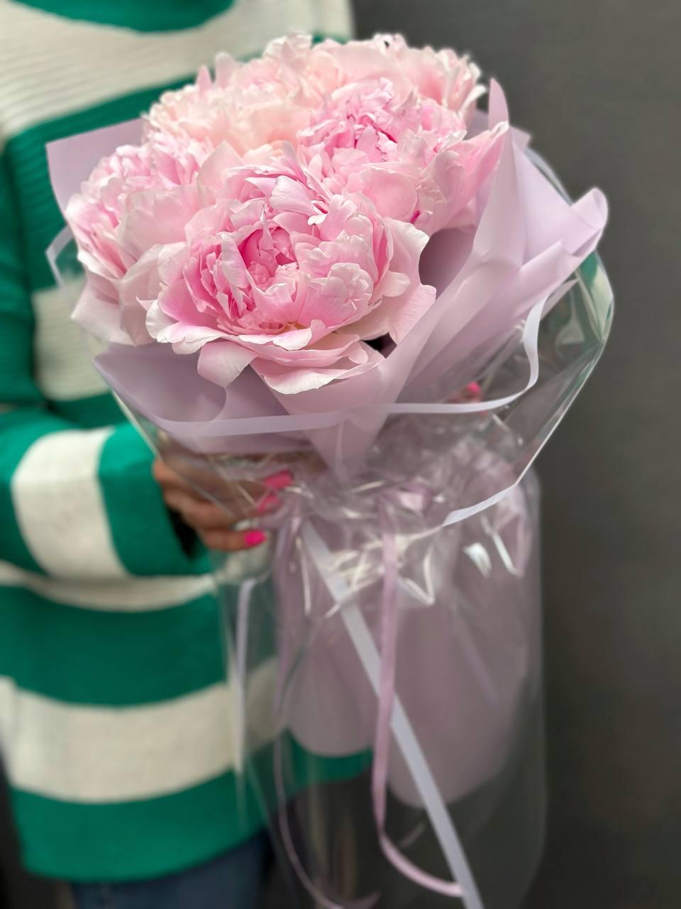 Bouquet of peonies "Marshmallow 5"